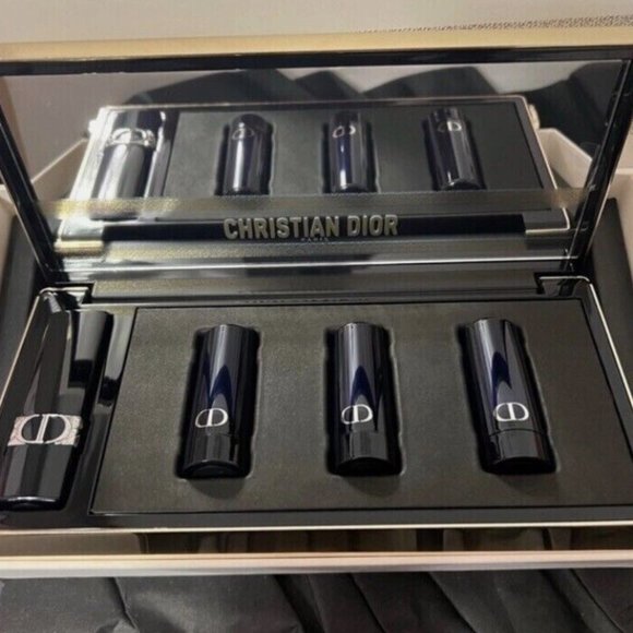 CHRISTIAN DIOR MAKEUP CLUTCH (ROUGES COLLECTION) - 2023 HOLIDAY LIMITED ADDITION - Picture 8 of 8